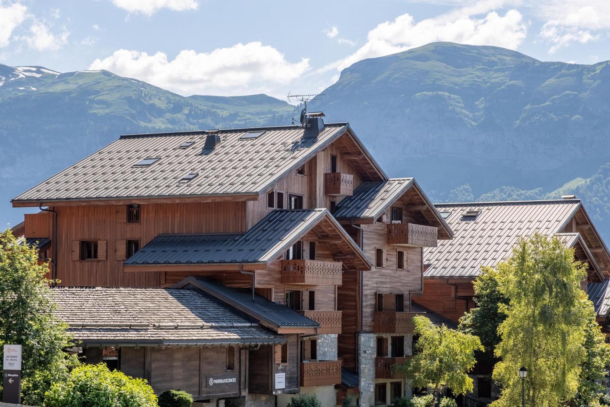 Residence Pierre & Vacances Premium Les Fermes Du Soleil Les Carroz d'Araches Exterior foto